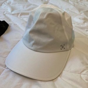 Lululemon Mens Running Hat- One size fits all- Never Worn